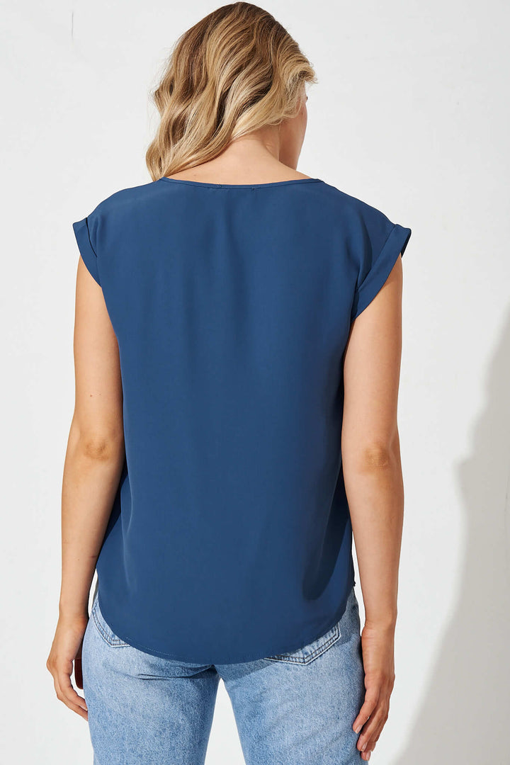 Rejina Top In Blue