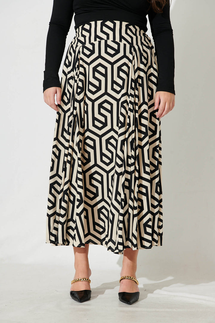 Brandsy Maxi Skirt In Cream With Black Geometric Print