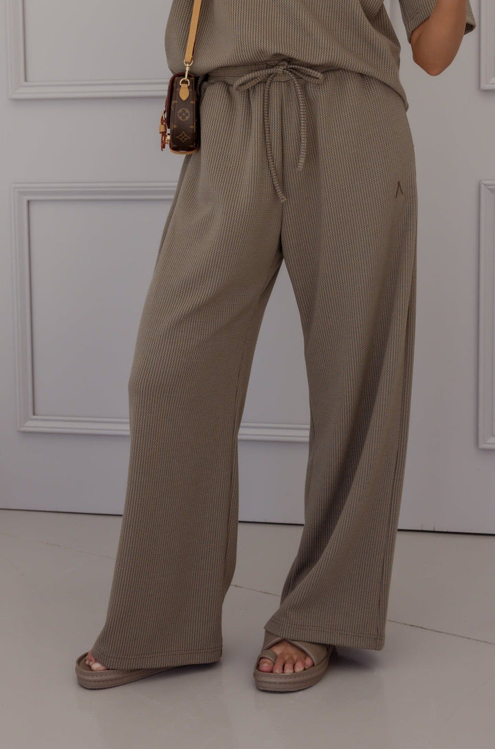 ORKA Pants Taupe